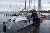 Einkranen der Boote